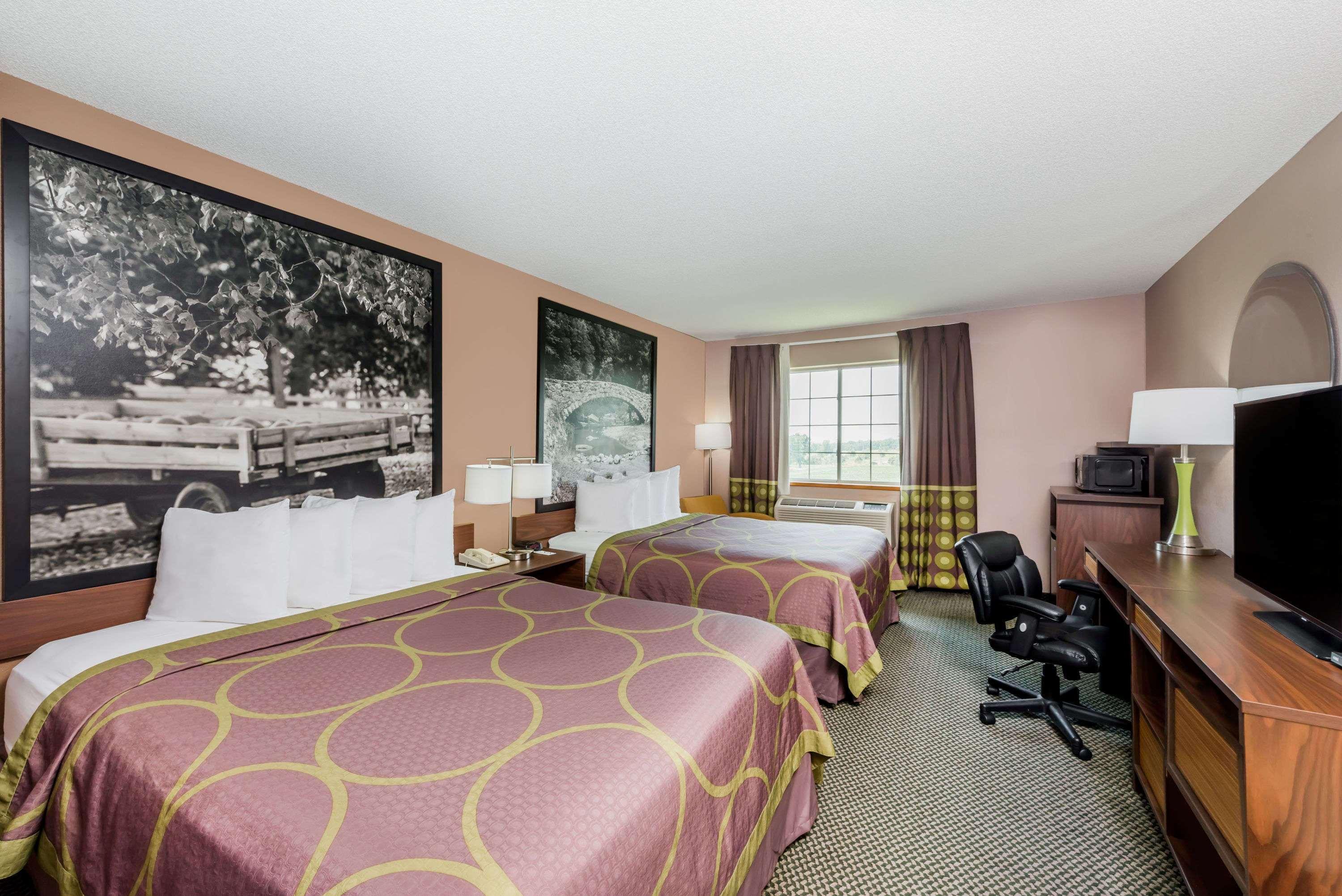 Super 8 By Wyndham Winfield-Quail Ridge Area Hotel Buitenkant foto