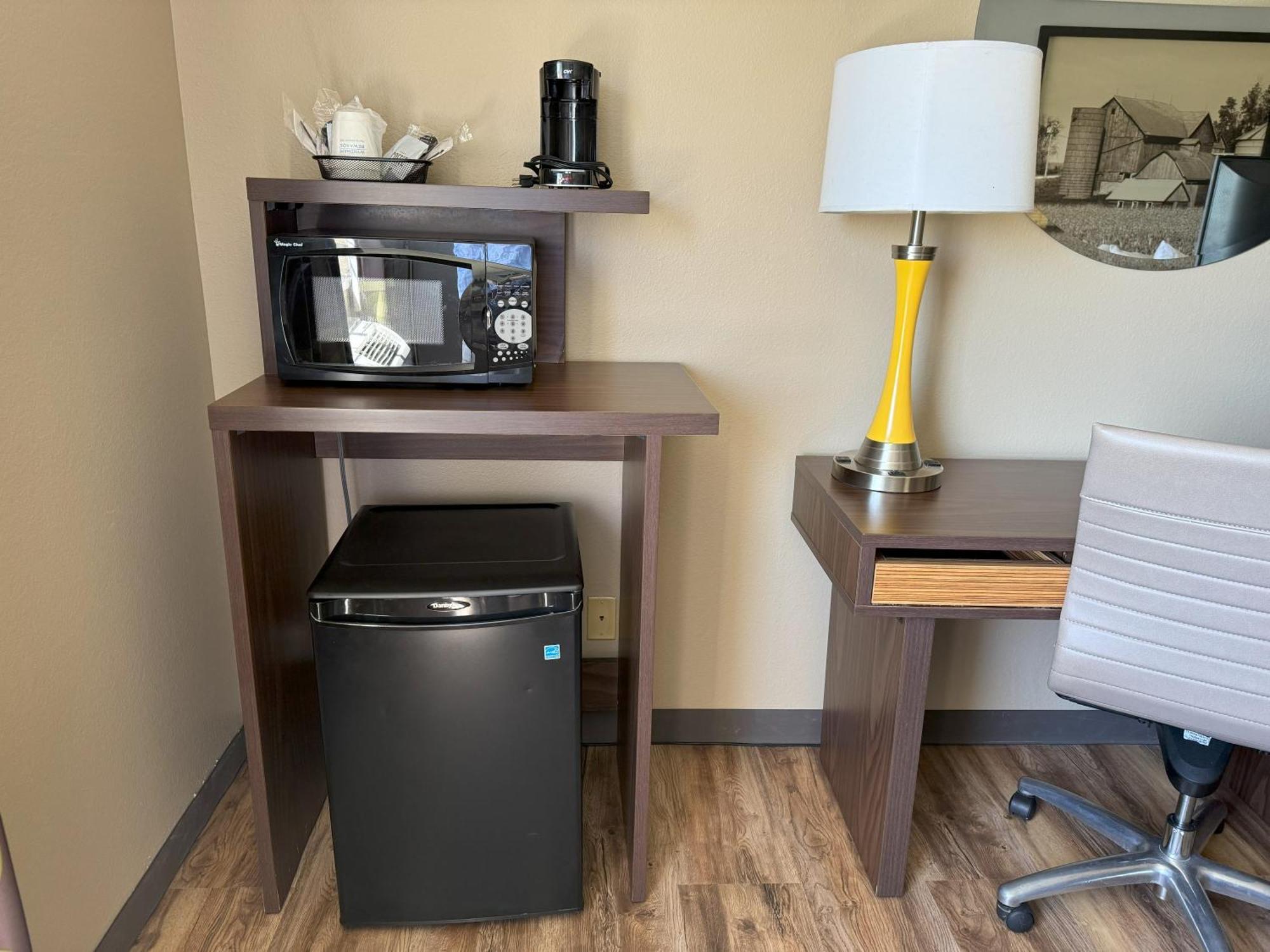 Super 8 By Wyndham Winfield-Quail Ridge Area Hotel Buitenkant foto